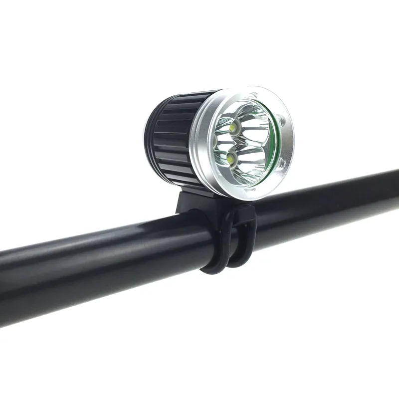 5000 LUMENS 3X C-XM-L T6 LED-strålkastare 3T6 strålkastare cykelcykel ljus vattentätgth) x60mm (Bredd) x38mm (höjd). -Svart färg. -Brightnes