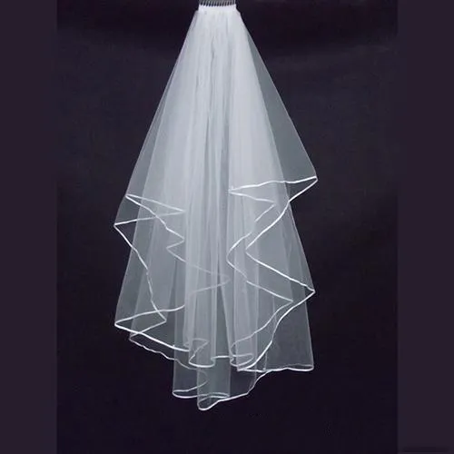Дешевые два слоя Свадебные завесы с расческой белой слоновой кости с атласным краем для свадебных аксессуаров Bridal Veils312Y