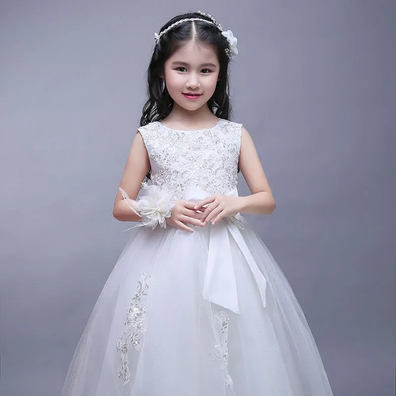 Scoop Neck Organza med spets Sequin Flower Girl Dresses 2016 Tea Length First Communion Klänningar för tjejer