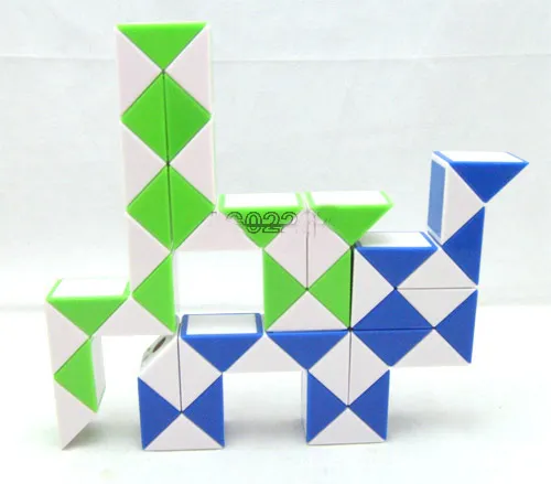 Mini Magic Snake Shape Game 3D Cube Puzzle Guzzle Gift Gift Random Intelligence Toys Supertop Gifts DHL ZJT035678272