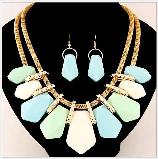 Luxe Chunky Verklaring Ketting Oorbel Bib ZA Lagen Europees Amerikaans Candy Kleur Hars Steen Sieraden Kettingen Sets te koop