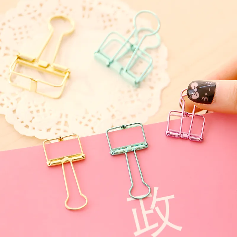 50 st Novelty Solid Färg Hollow Out Metal Binder Clips Notes Letter Pappersklämma i stor storlek 95 * 50mm