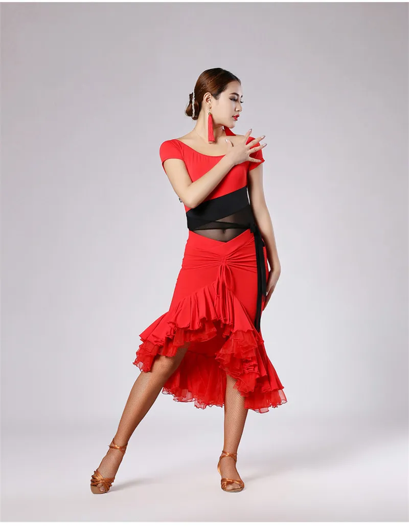 Robe salsa rouge hotsell