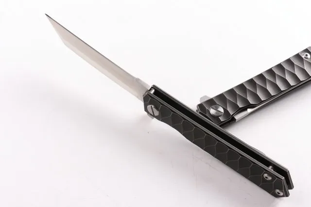 DHL-Versand High-End-Survival-Klappmesser D2-Stahl 60HRC Tanto-Punktklinge TC4-Titanlegierungsgriffmesser mit Geschenkbox