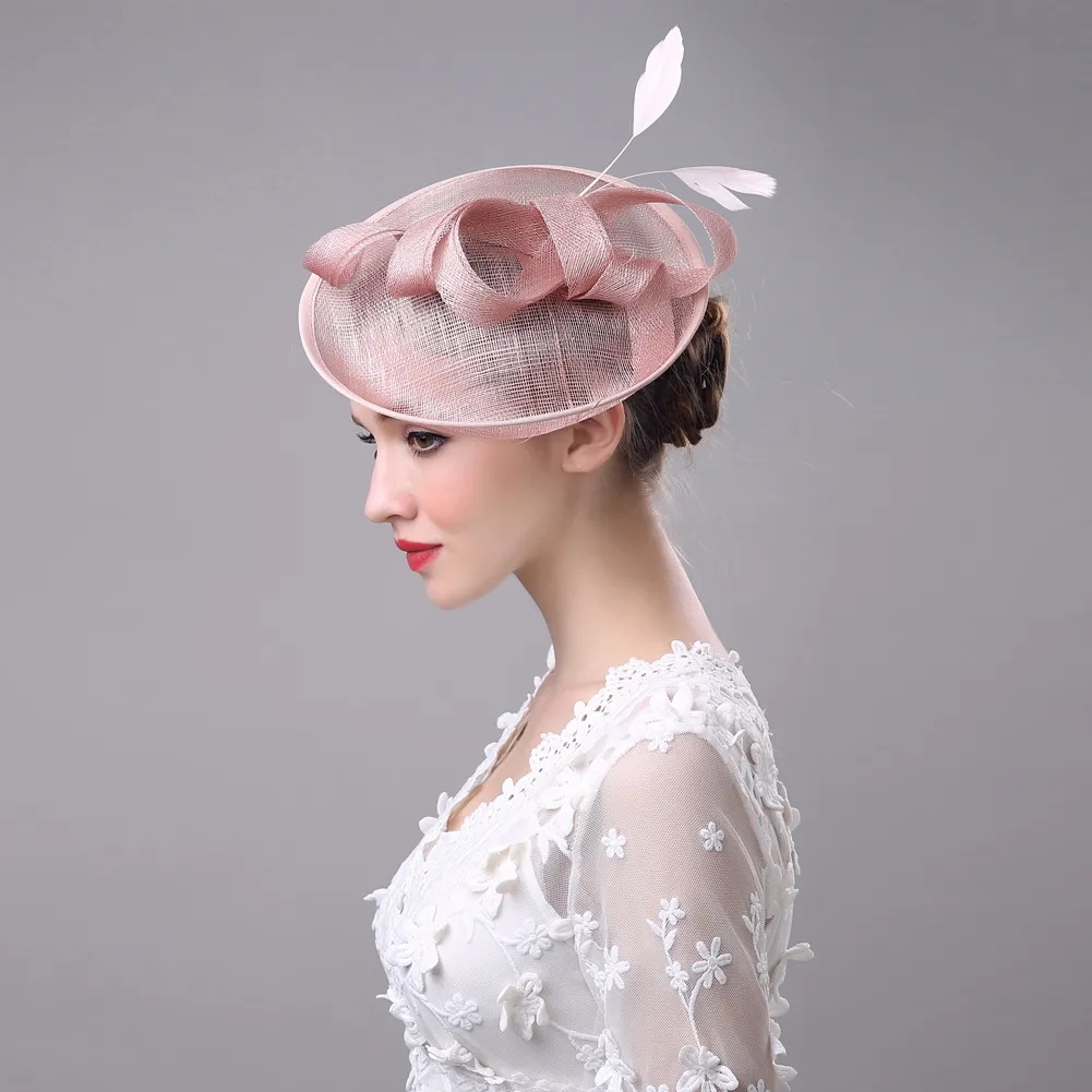 2017 femmes chapeau de mariée lin avec plume dame Chic fascinateur chapeau Cocktail fête de mariage église casque cheveux accessoires 2516739