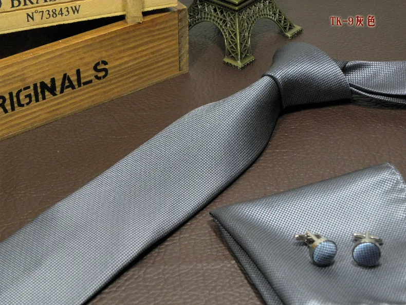 2016 nova venda quente moda cor sólida gravata de seda para homens gravatas de três peças terno Handmade laços de casamento 145 cm de largura 8 cm 15 cores