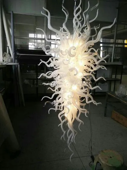 Väl utformad Stora Lampor Hem Ljuskronor Belysning Vit Konst Energibesparande Ljuskälla Modern Blown Glass Long Crystal Landelier
