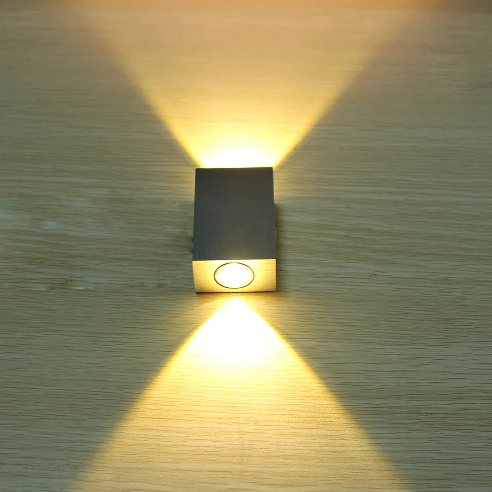 2W LED Vägglampa Square LED Spot Light Aluminium Modernt heminredningsljus för sovrum / matsal / stigar / trappor / passager