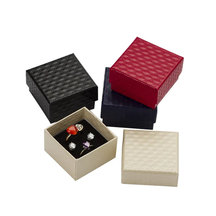 5 * 5 * 3cm Smycken Display Låda 48PCS / Lot Multi Colors Black Svamp Diamant PatternN Papper Ring / Örhängen Box Förpackning Presentförpackning