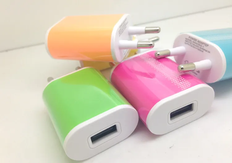 Full 1A Adapter EU US-kontakt USB-resor Väggladdare Candy Färg för iPhone 6 6s SE 5S Samsung S4 S5 S6 S7 Not 3 4 5 HTC LG Sony Mobiltelefon