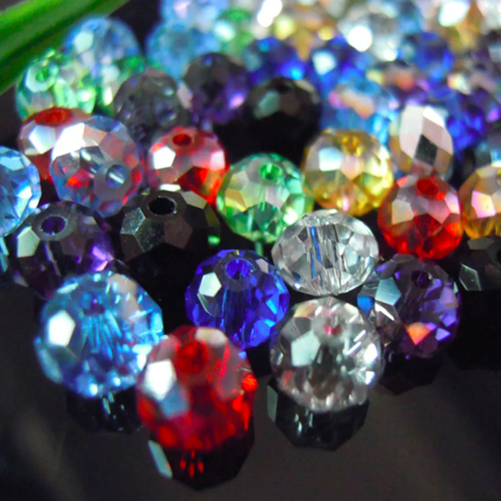 Blandade färger 4 * 6mm 200pcs Rondelle Österrike Facetted Crystal Glass Pärlor Lösa spacer Runda pärlor för smycken