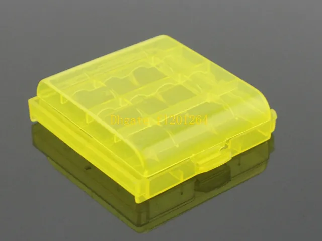 100 stks / partij Gratis Verzending Hard Plastic Case Cover Houder voor AA AAA 14500 10440 Batterij opbergdoosfles