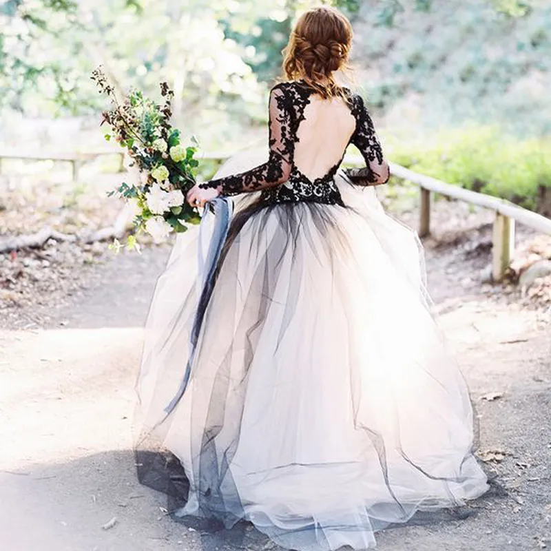 Black and white best sale tulle wedding dress