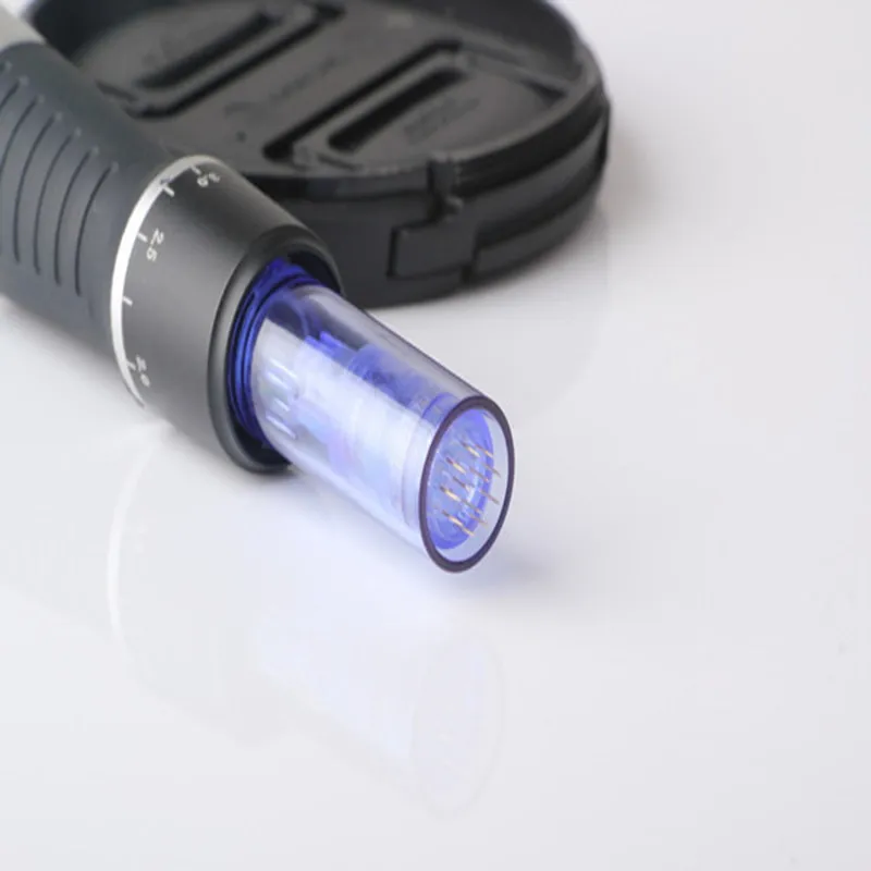 Nieuwe aankomst Elektrische Derma Pen Dr.Pen Stempel Auto Micro Naald Roller met 2 STKS 12 Naaldencartridges