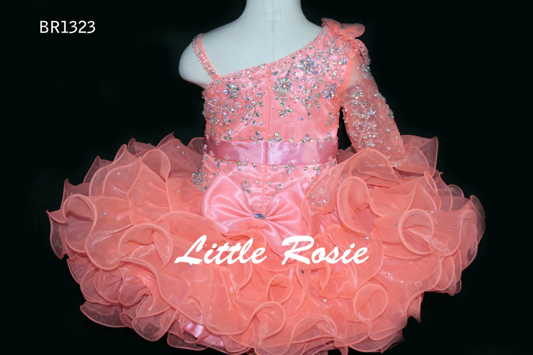 Bling Bling Little Rosie Baby Girls Pageant Klänningar 2019 BR1323 Ruffles Kjol Coral Cupcake Glitz Toddler Pageant Klänningar med en långärmad