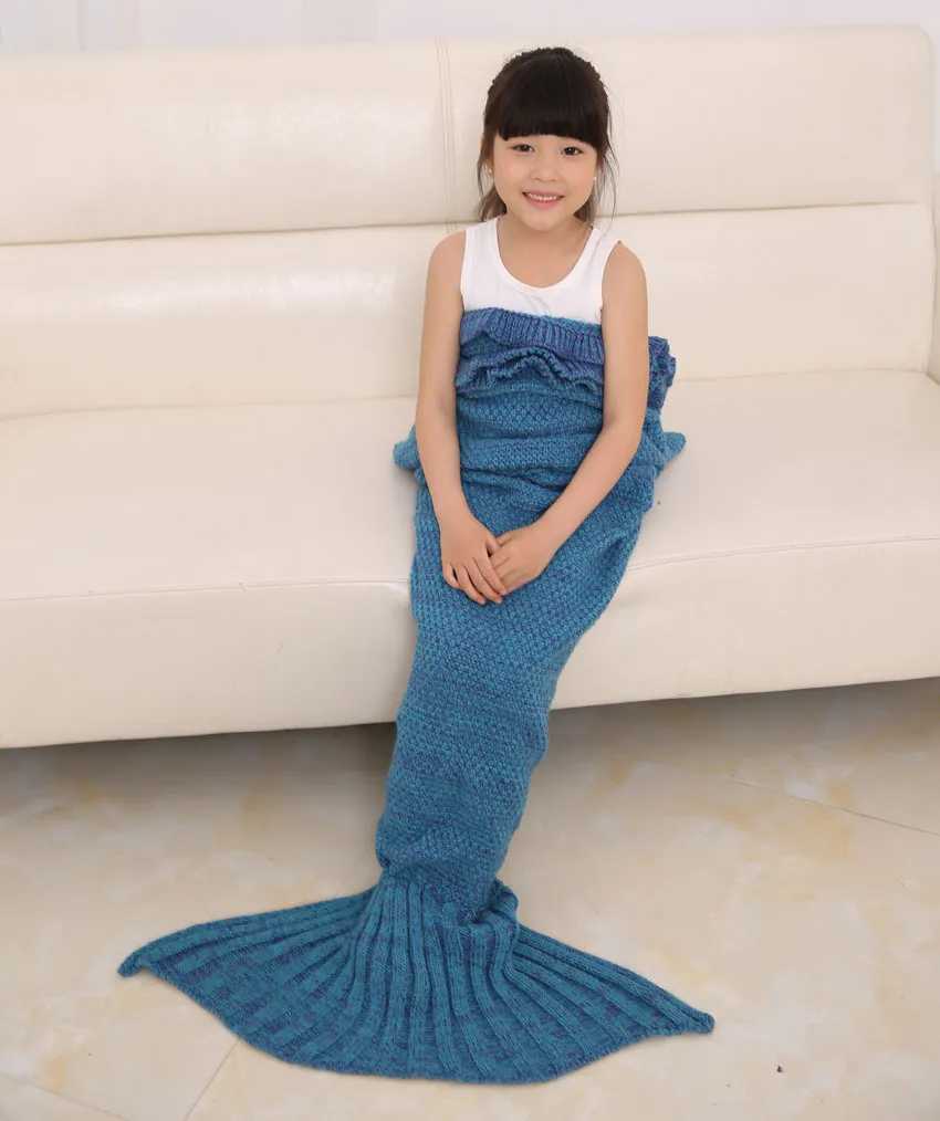 Söt sjöjungfrun tail täcker barn akryl stickade filtflickor sjöjungfru soffa matta virka garn filt present till barn