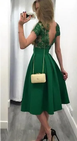 Graciosa 2016 Dark Green Satin Lace Applique Chá Comprimento Homecoming Vestidos Barato Sexy Backless Manga Curta Frisada Ruched Vestidos de Festa EN9024