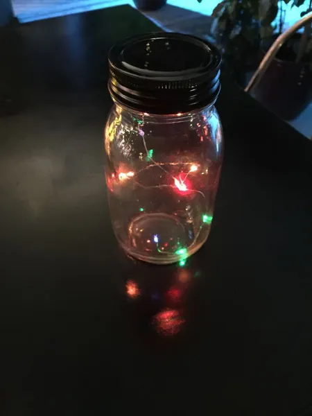 1個の太陽のマソンの瓶の妖精の光ガラスの瓶と庭の装飾の太陽光が付いている色の変更LED