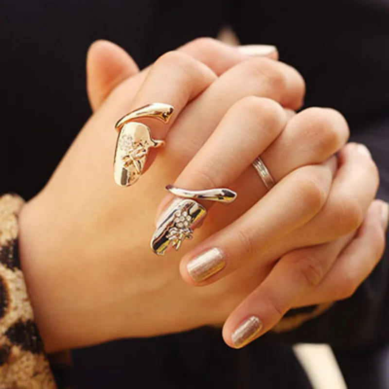 Simple shop nail rings