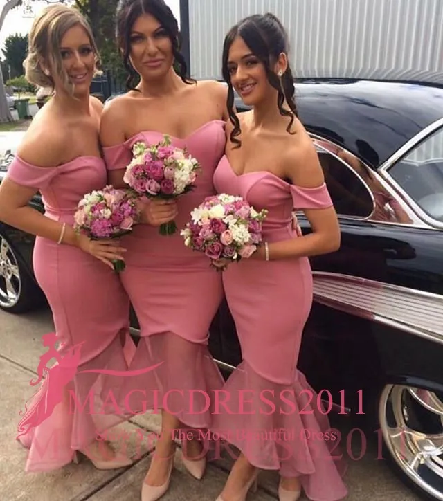 Nigeria Pink Bruidsmeisje Jurken Mermaid Off-Shoulder Hi-Lo Backless Long Bruidsmeisjesjurken Maid of Honour Jurken Jurken Plus Maten