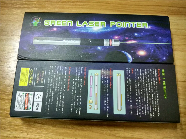 Green laser pointer 2 in 1 Star Cap Pattern 532nm 5mw Green Laser Pointer Pen With Star Head Laser Kaleidoscope Light with Pa3117304