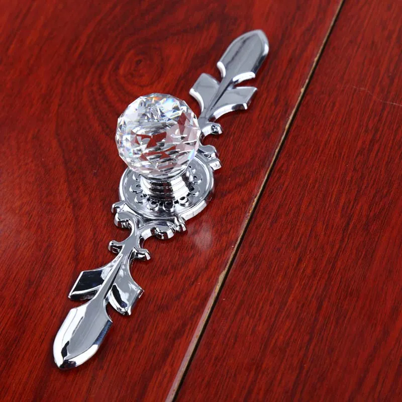 Fashion deluxe clear crystal dresser kitchen cabinet door handles silver glass drawer cupboard knobs pulls modern simple chrome