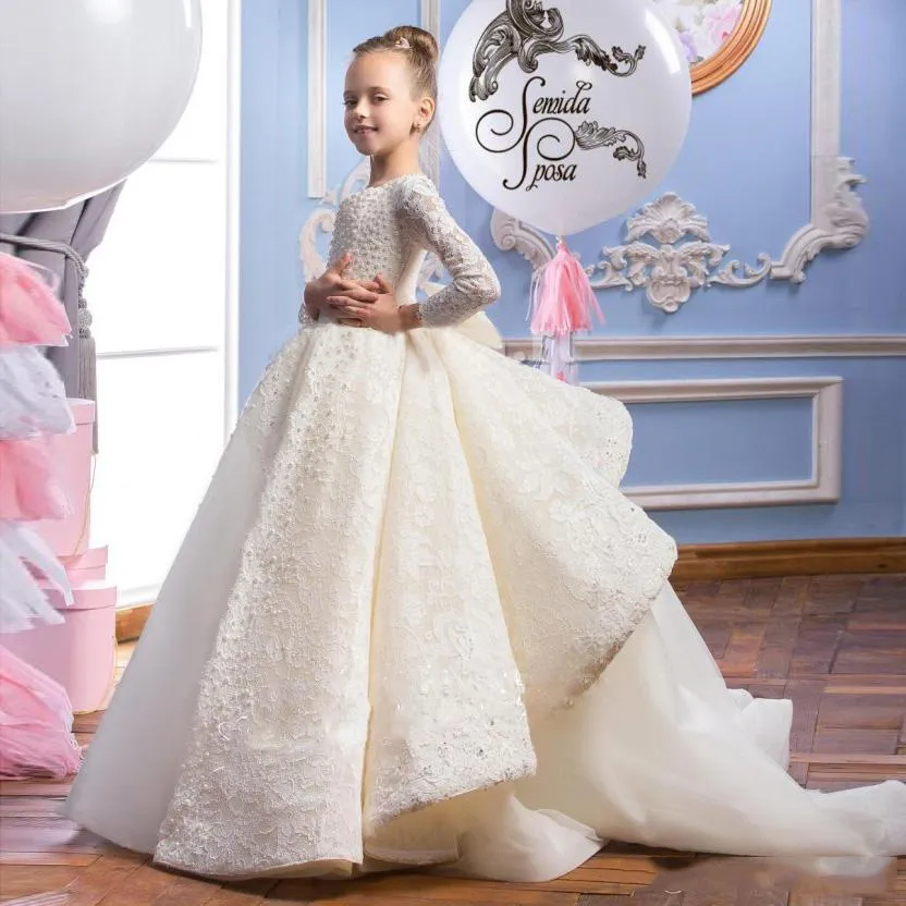 White Beading Flower Girls Dresses V-Neck Long Sleeves Pageant Gowns For Wintter Sweep Train Bow Tiered With Applique Formal Party Gowns