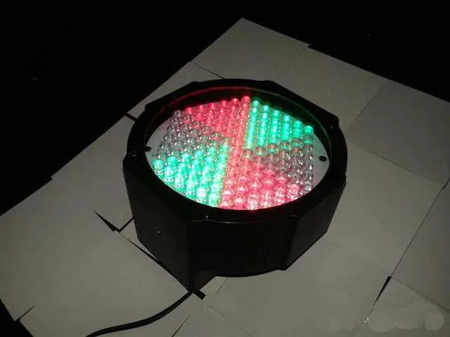 Dhl شحن مجاني سوبر مشرق عالية الطاقة عالية الجودة 127 LED DMX512 الصمام مصباح RGB الاسمية ضوء LED شقة دي جي معدات تحكم 5050