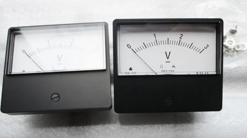 Japan FUJI Analog 3V DC Voltmeter FA-52 Mechanical Meter Absolutely Authentic
