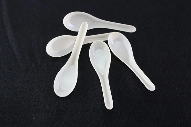 Saimin Ramen Disposable Soup Spoons White Plastic, Outdoor Dining Food