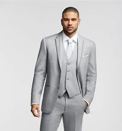 Alta Calidad Dos Botones Gris Claro Novio Esmoquin Padrinos De Boda Mejores Trajes De Hombre Chaqueta De Boda Para Hombre Trajes Traje De Cena Chaqueta Pantalones Chaleco De 79 23 DHgate