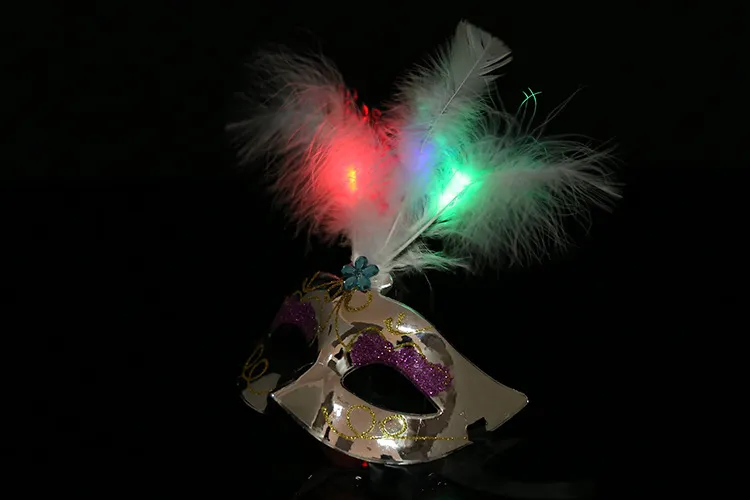 LED Butterfly Masks Sequined Party Mask Halloween Led Party Mask Adult Kids Venetian Luminous Fluff Mask Christmas Flash Masquerade Masks