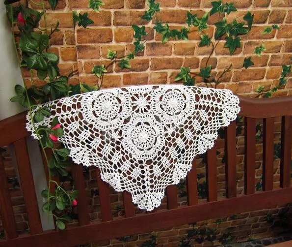 Wholesale-Handmade crocheted Tablecloth for table Cover Crochet Doilies Mat Pads Vintage Coaster Table cloth for Wedding supplies