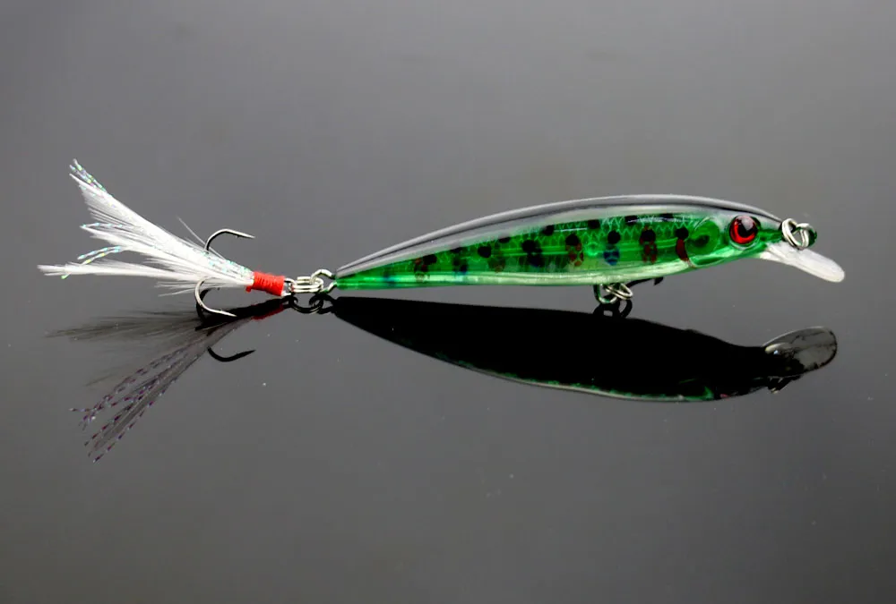 Hengjia Minnow Fishing Wobblers Baits 9cm 8gプラスチック釣りルアーイッカPesca人工羽毛高音フックハードベイト釣りタックル