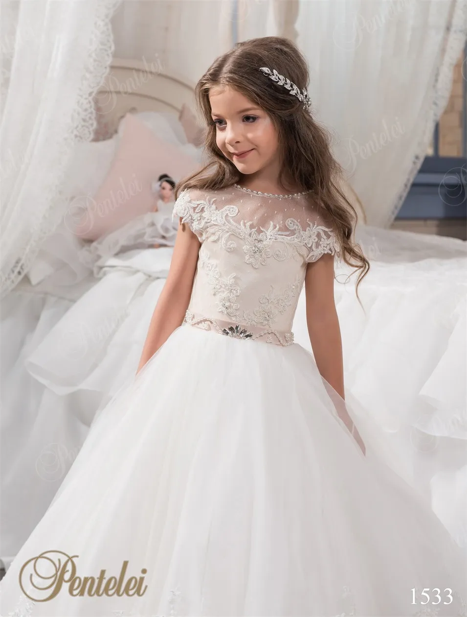 Kids Wedding Dresses with Cap Sleeves and Beaded Sash 2021 Pentelei Appliques Tulle Princess Flower Girls Gowns for Weddings