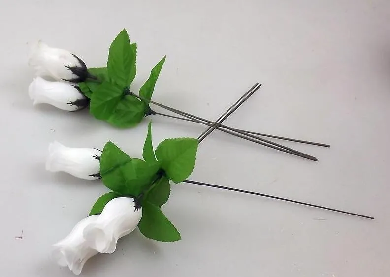 Fleur de simulation de fleur en soie, vente en gros d'usine, bourgeon artificiel, roses simples, petite branche de rangée, signe, petit bouton de rose unique