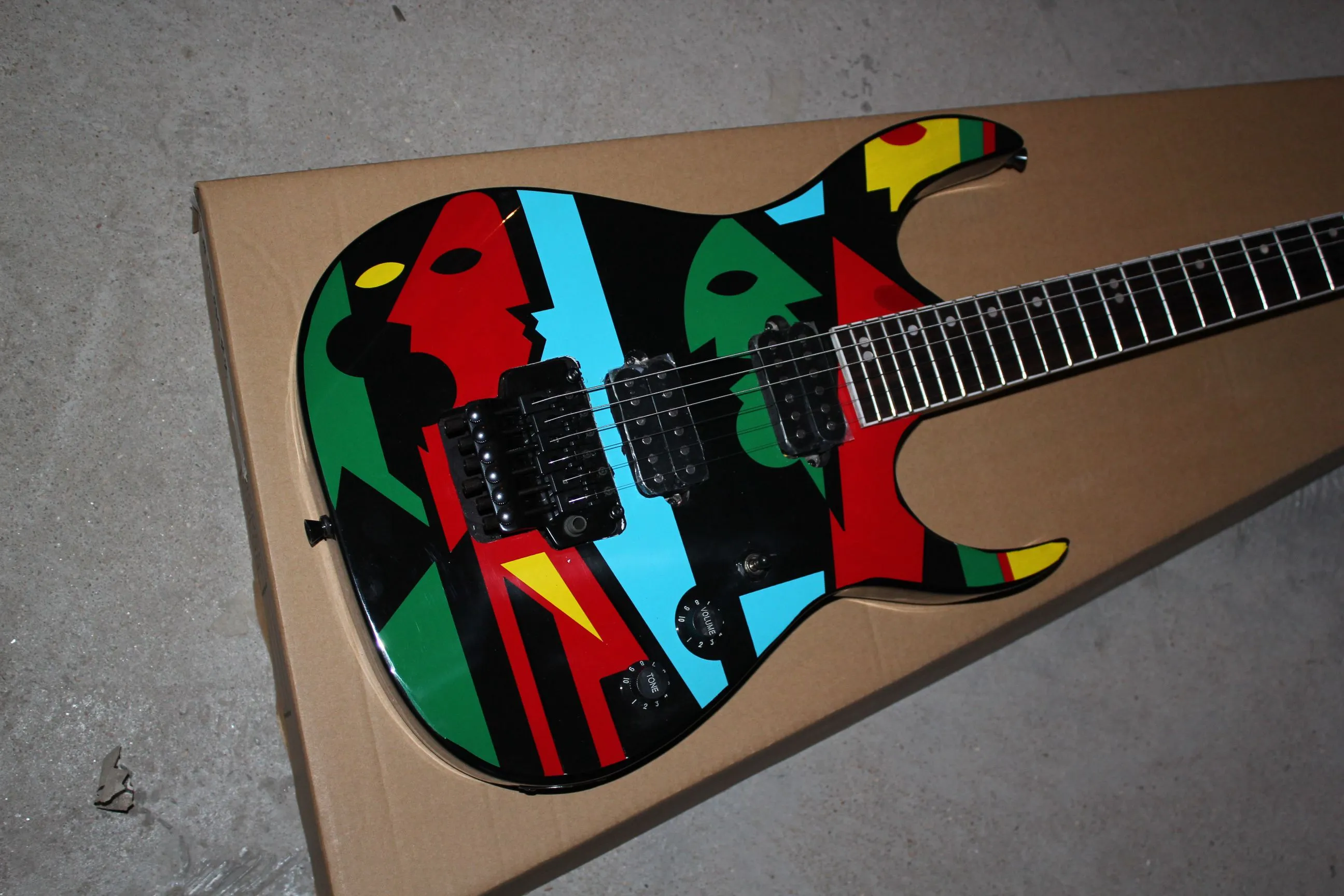 Custom Shop Color Graphic JPM100 John Petrocci Электрическая гитара Floyd Rose Tremolo, Черное оборудование