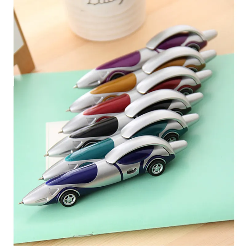 Cool Ballpoint Pennor roliga pennor barn nyhet söt intressant racing bil penna för pojkar kreativa brevpapper