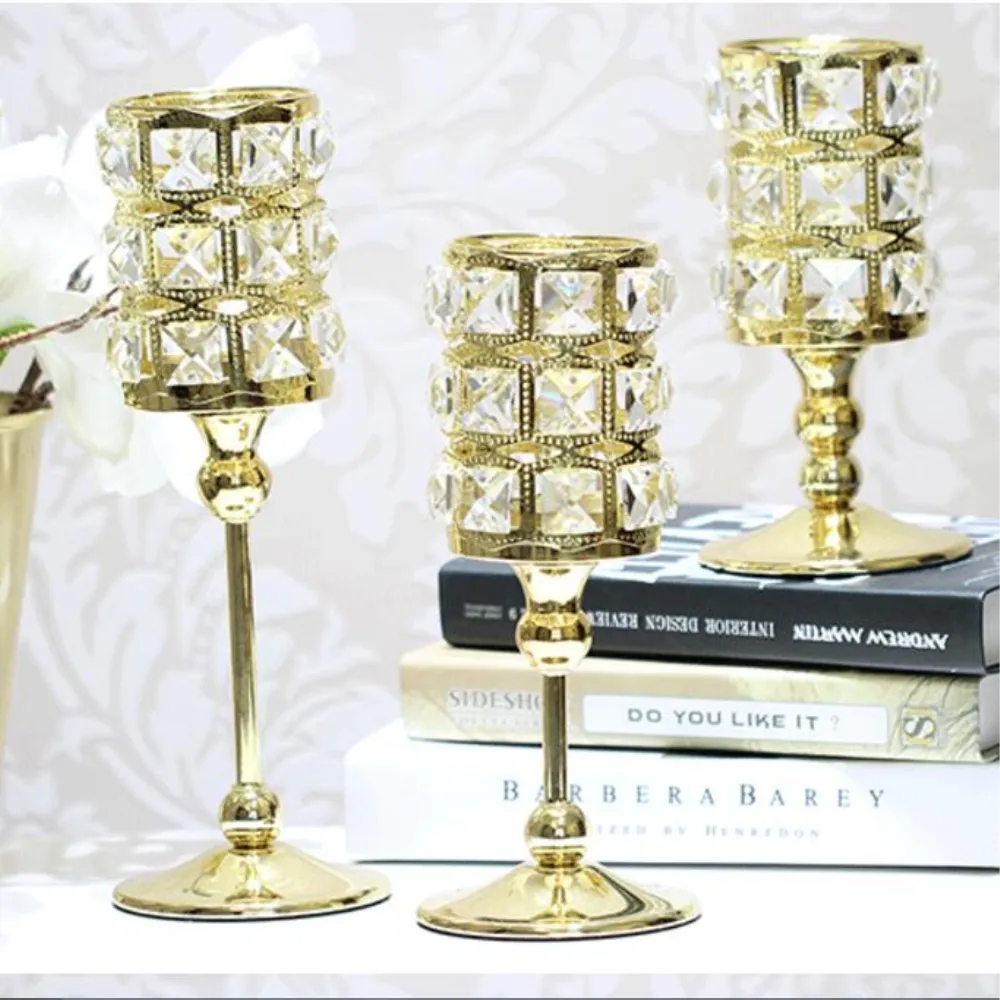 新しいPeculiar Metal Gold Sign Candleクリスタルホルダーの結婚式のテーブルの燭台の中心的な家の装飾ローソク足3サイズ