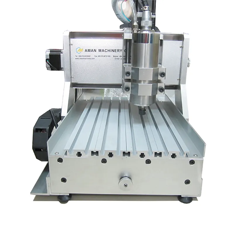 Enkel drift 4 Axis 800W CNC Trägraver Metallgravering / skärmaskin med bra pris Träbearbetningsmaskiner