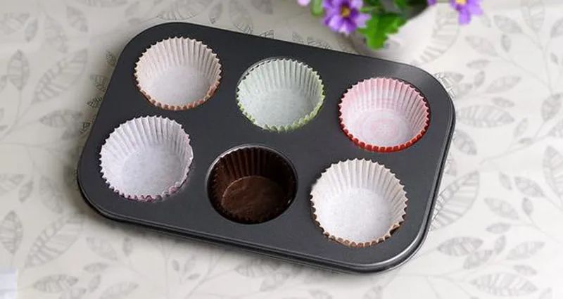 Cupcake wkładki Papierowe Przypadki Macaron Muffin Wrappers Stand 3.5 cm Czerwony Purpurowy Ciasto Narzędzia do pieczenia Dzieci Urodziny Dekoracje 4200 sztuk / karton