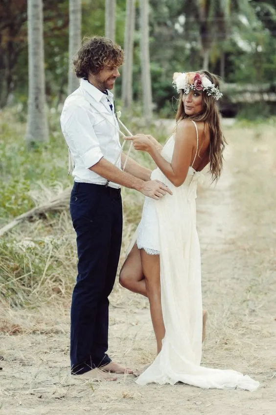 Sexy 2020 Alta Baixa praia vestidos de casamento barato Spaghetti Backless destacável saia de chiffon e rendas Boho vestidos de noiva EN4152