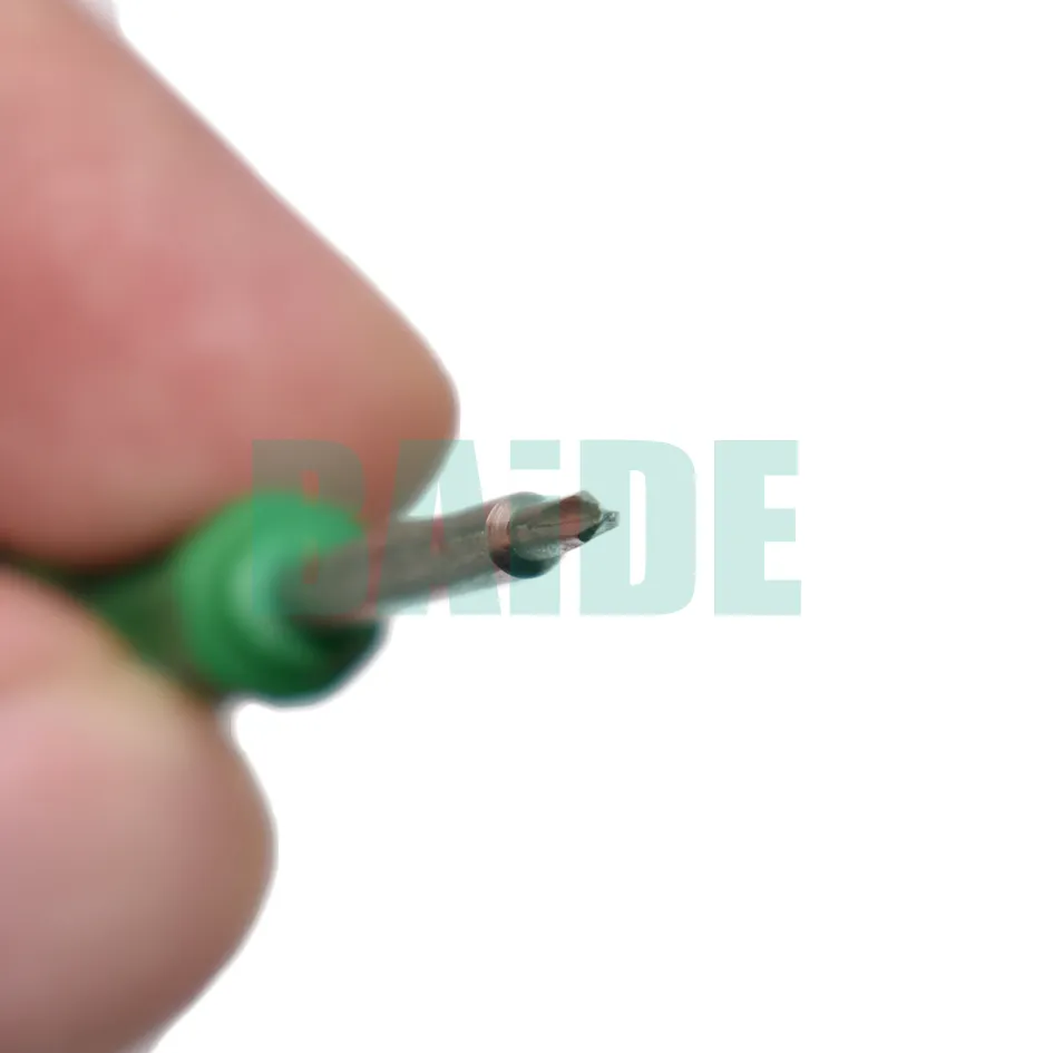 Nieuwe aangekomen 0.6 Y Schroefdraaier 83mm Groen Mini 0.6Y-schroevendraaier voor iPhone7 Plus Reparatie Tool Handgereedschap / 