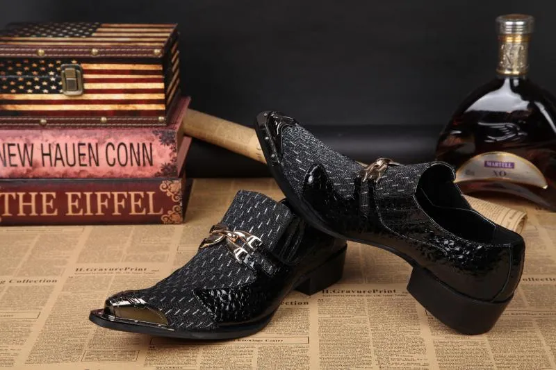 Ручной Британский Стиль Мужская Обувь Повседневная Скольжения На Кожаная Обувь Плоские Туфли Человек Черный Оксфорды Мода Бизнес Обувь Свадебные Заклепки Весна Мужчины