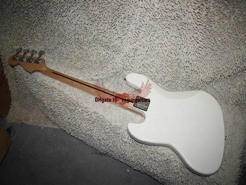 Custom 4 Strings Electric Bass White Bass Guitar Maple Fignbord OEM -гитара 2272831