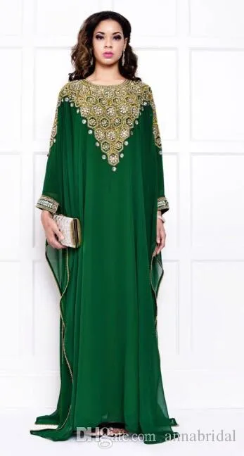 Green Dubai Evening Dresses Chiffon Långärmade Guld- och Silverkristaller Beading Long Vintage Arabic Muslim Women Kaftans Abaya Vestidos.