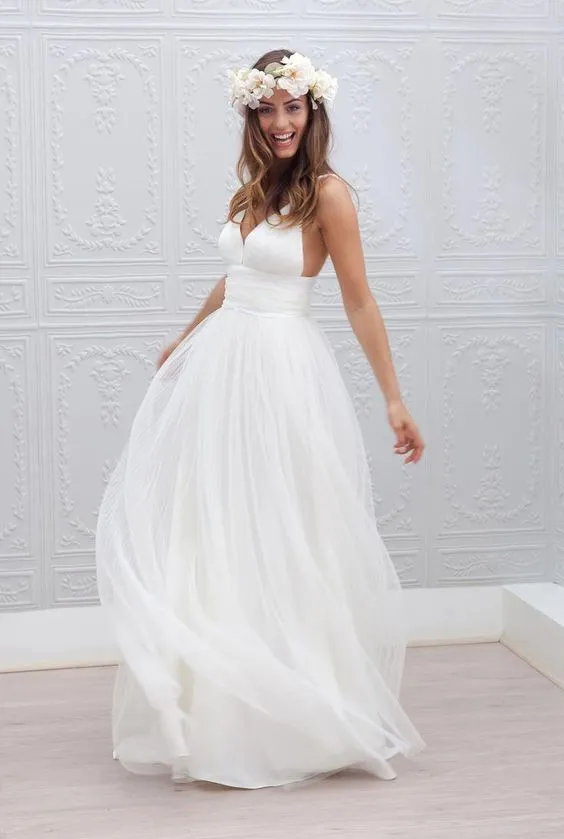 Simple Beach Wedding Gowns Tiered Tulle Casual Wedding Dresses Sexy Backless robe de mariee Spaghetti V-Neck vestidos de novia