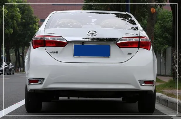 Spedizione gratuita! Copertura fendinebbia posteriore in ABS cromato 2 pezzi di alta qualità, rivestimento fendinebbia posteriore Toyota Corolla 2014