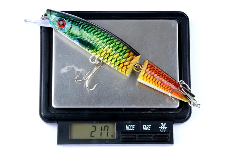 Ny PS målade laser minnow fogade fiske bete 14cm 21,7 g 3d ögon djupt dykning 2 Segments artificiell lure fiske tackling