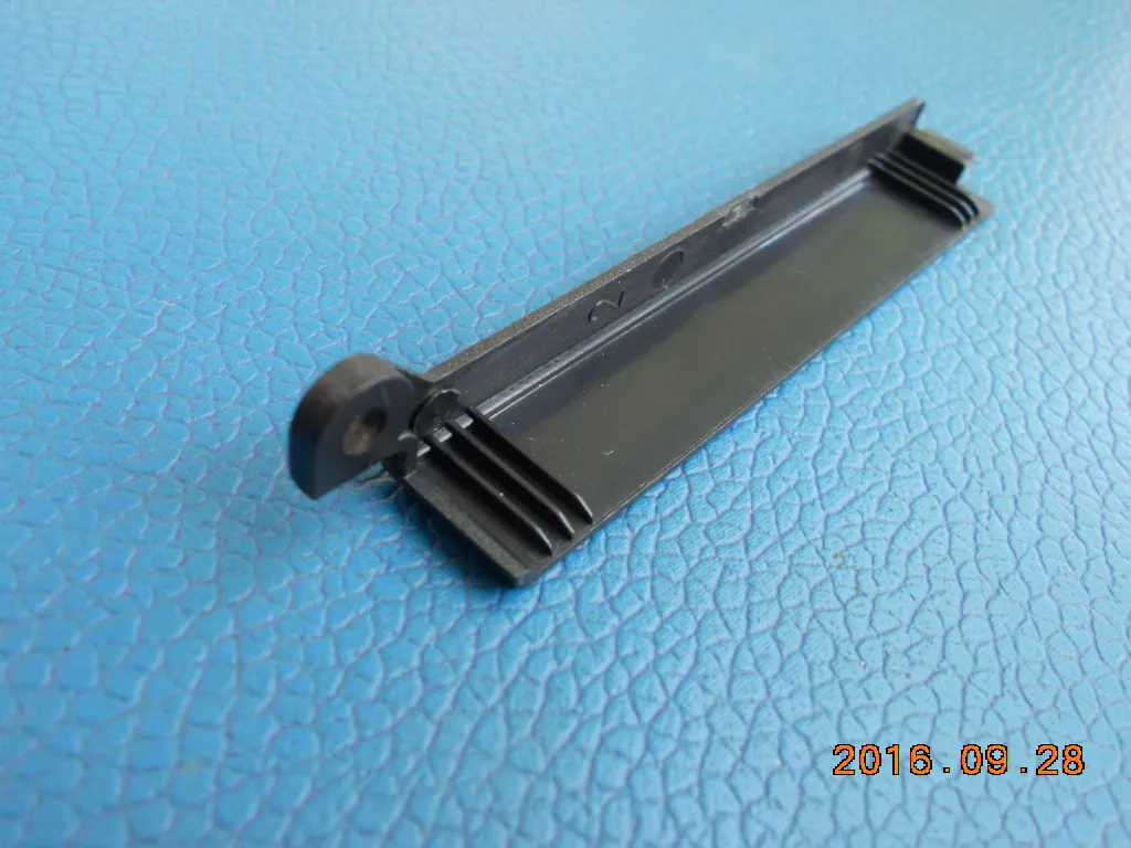 NUOVO HDD Hard Drive Caddy Sportello di Copertura IBM ThinkPad X60T X61T tablet Vite con Viti YT0243989823